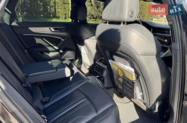 Седан Audi A6 2018 в 