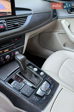 Седан Audi A6 2016 в 