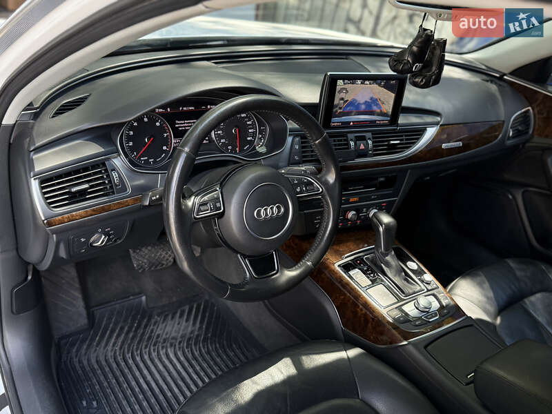 Седан Audi A6 2015 в Одессе