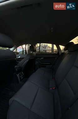 Седан Audi A6 2004 в 