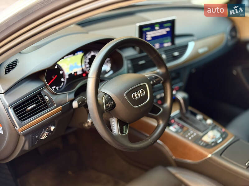 Седан Audi A6 2015 в Одессе