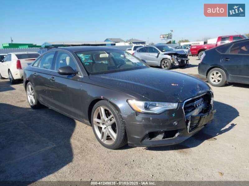 Седан Audi A6 2014 в 