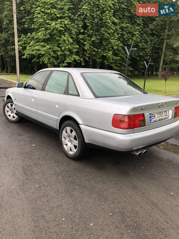 Седан Audi A6 1996 в Луцке
