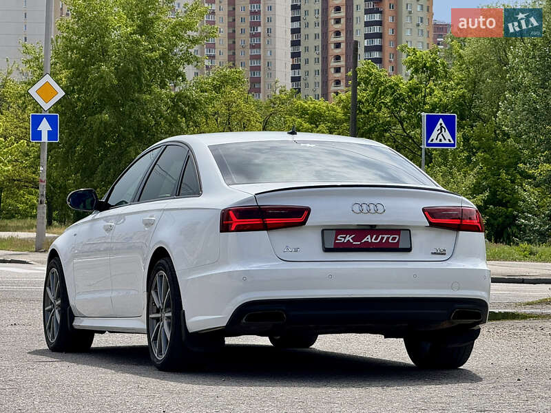 Седан Audi A6 2017 в Киеве