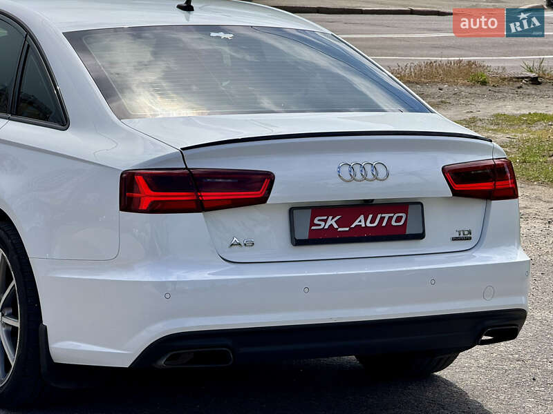 Седан Audi A6 2017 в Киеве