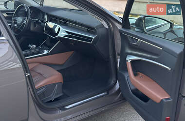 Седан Audi A6 2020 в 