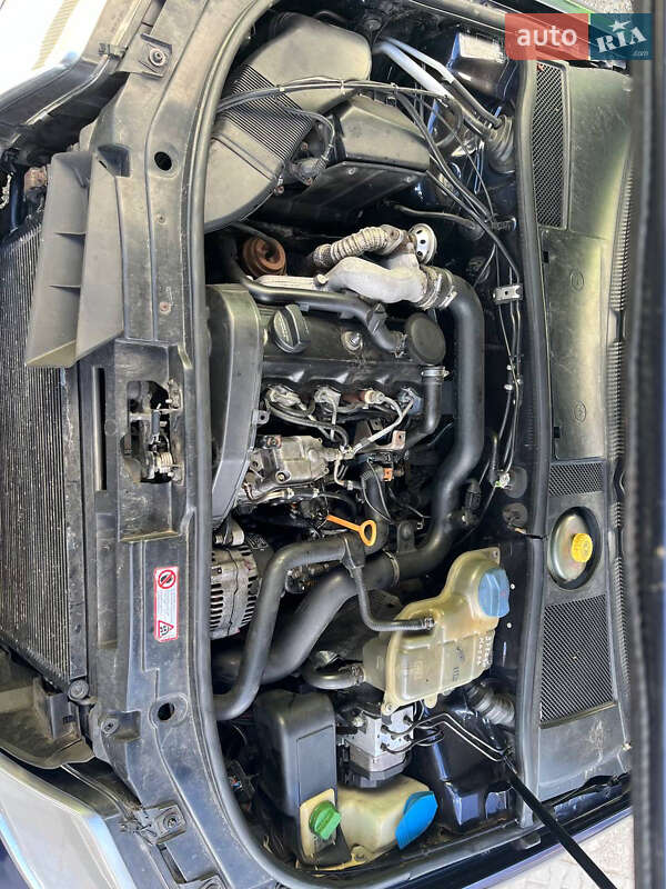 Седан Audi A6 1998 в Хмельницком