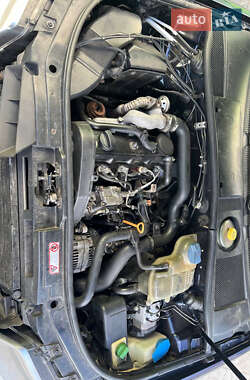 Седан Audi A6 1998 в 