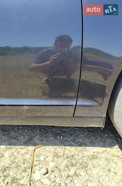 Седан Audi A6 2004 в Надворной