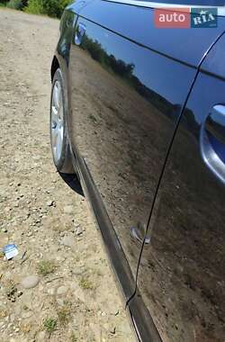 Седан Audi A6 2004 в 