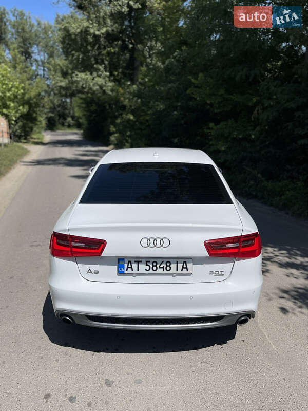 Седан Audi A6 2013 в Чернівцях