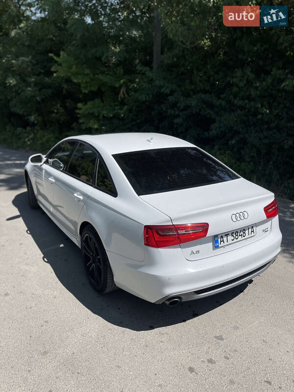 Седан Audi A6 2013 в Чернівцях