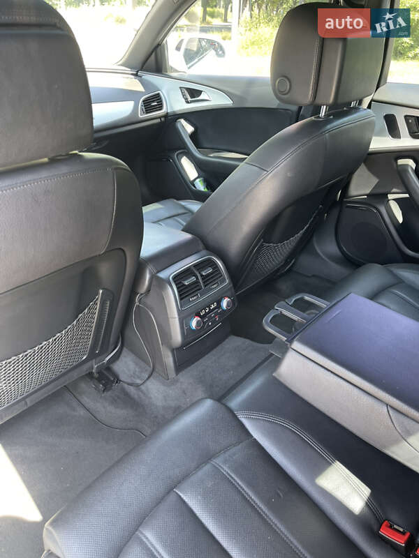 Седан Audi A6 2013 в Чернівцях