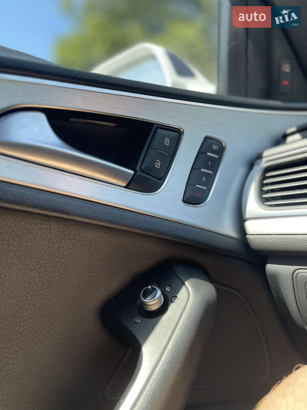 Седан Audi A6 2013 в Чернівцях