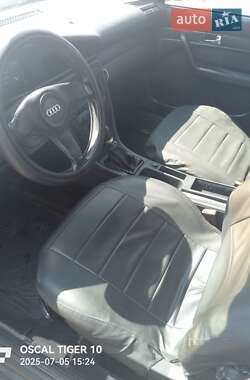 Седан Audi A6 1995 в 