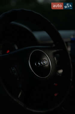 Универсал Audi A6 2004 в 