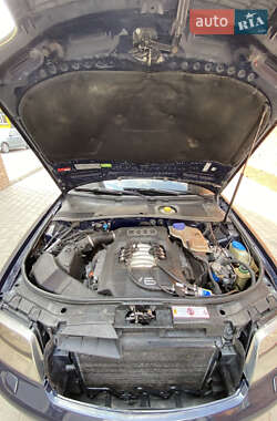 Седан Audi A6 1998 в 