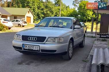 Седан Audi A6 1996 в Кременце