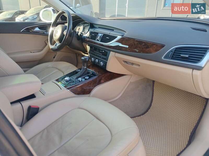 Седан Audi A6 2014 в Львове