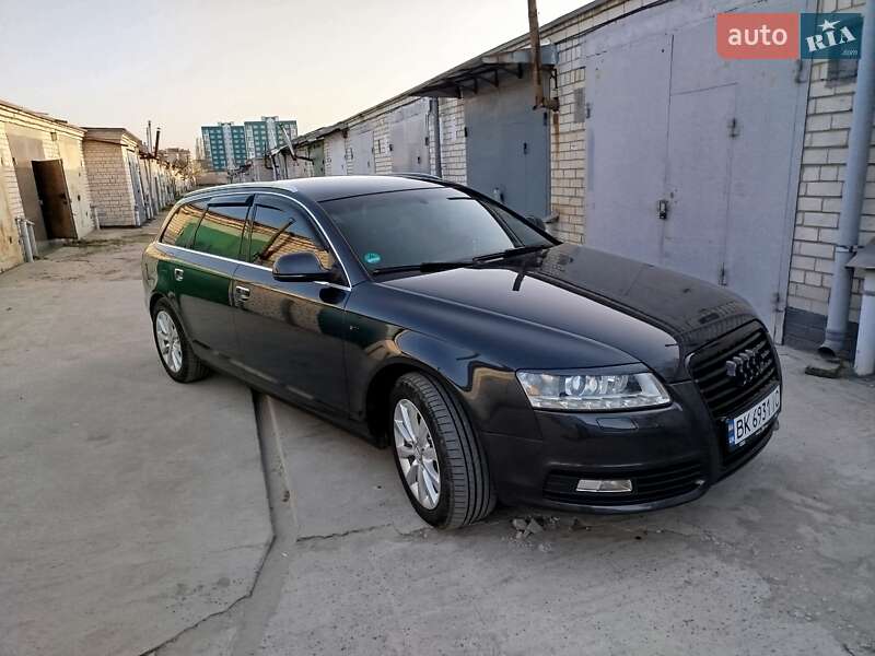 Універсал Audi A6 2011 в Вараші