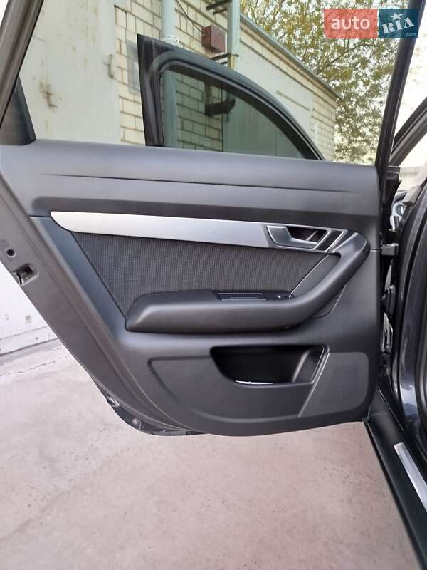 Універсал Audi A6 2011 в Вараші