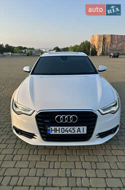 Седан Audi A6 2014 в 