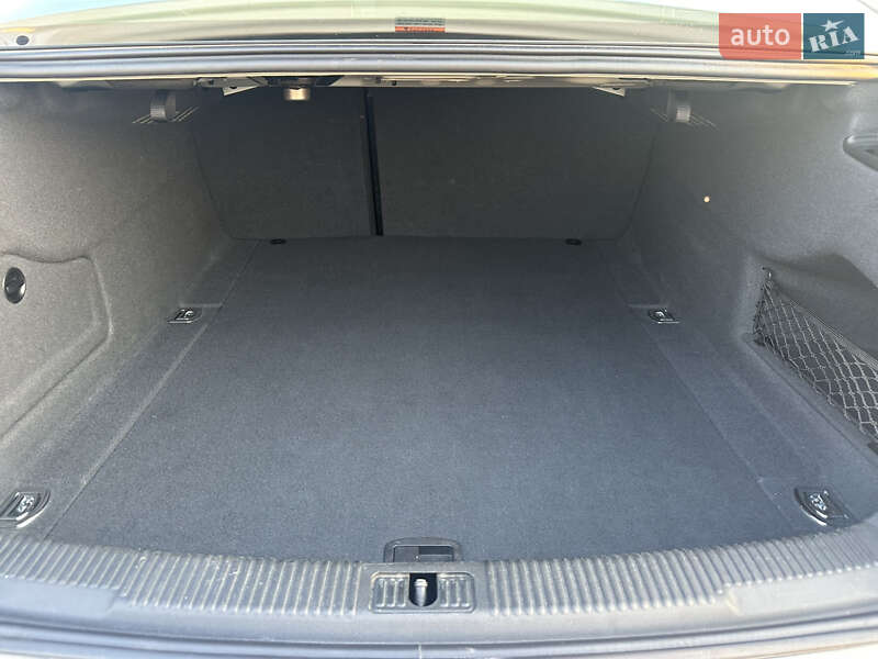 Седан Audi A6 2014 в Одессе