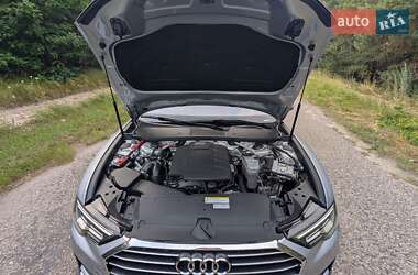 Седан Audi A6 2019 в 