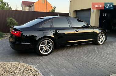 Седан Audi A6 2013 в 