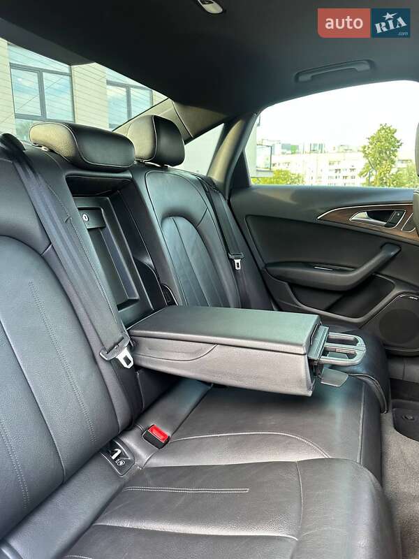 Седан Audi A6 2015 в Львове