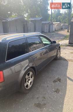 Универсал Audi A6 2002 в 