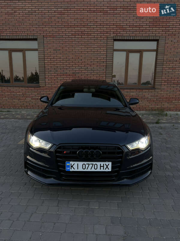Седан Audi A6 2014 в Киеве