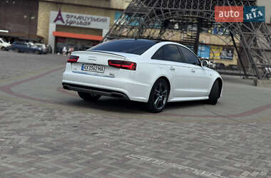 Седан Audi A6 2016 в 