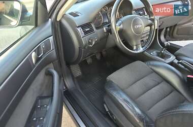 Седан Audi A6 2003 в 