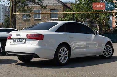 Седан Audi A6 2014 в 