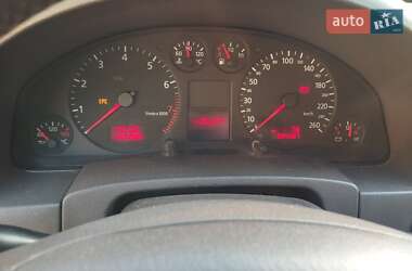 Седан Audi A6 2000 в 