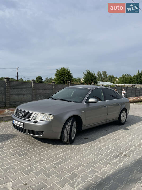 Седан Audi A6 2002 в Новояворовске