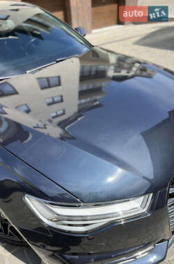 Седан Audi A6 2012 в 