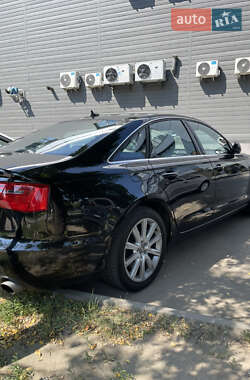 Седан Audi A6 2014 в 