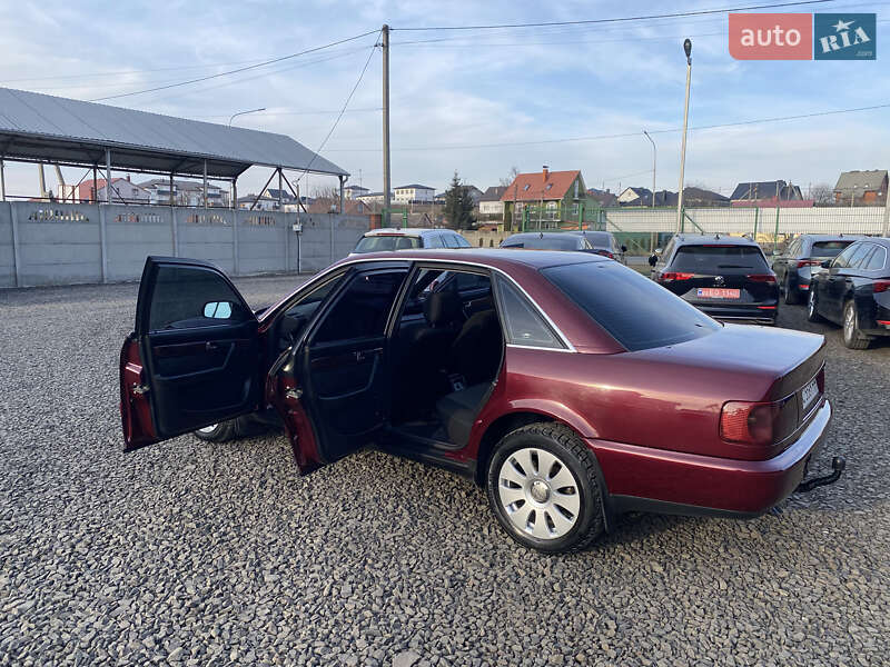 Седан Audi A6 1996 в Луцьку