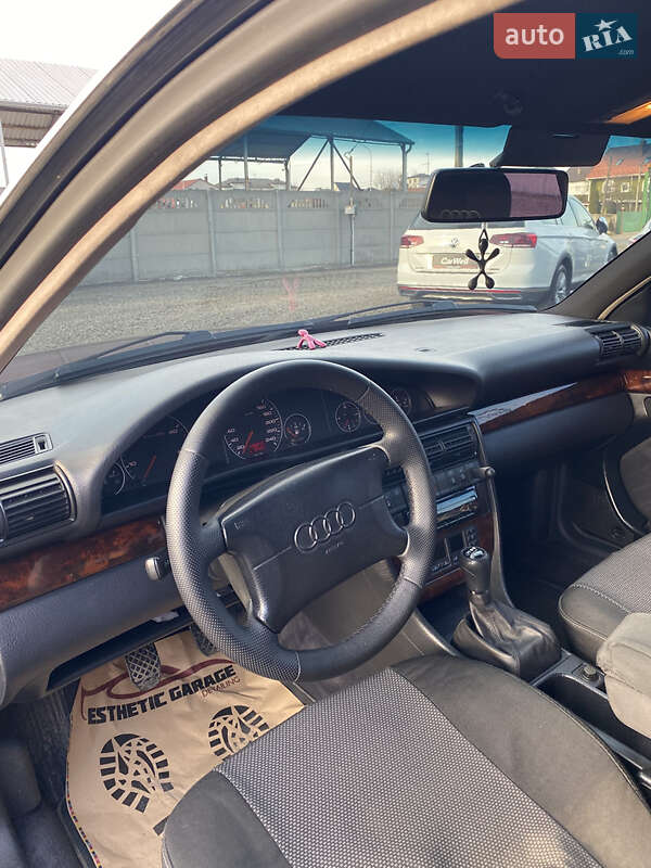 Седан Audi A6 1996 в Луцьку