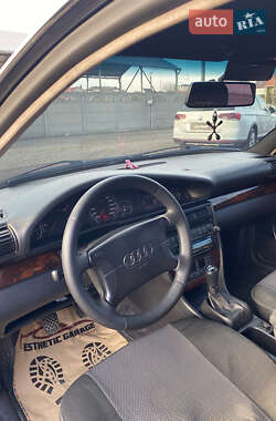 Седан Audi A6 1996 в 