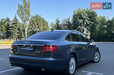 Седан Audi A6 2004 в 