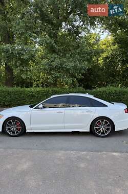Седан Audi A6 2015 в 