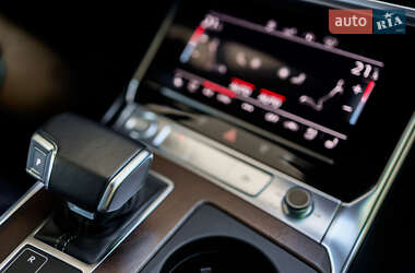 Седан Audi A6 2020 в 
