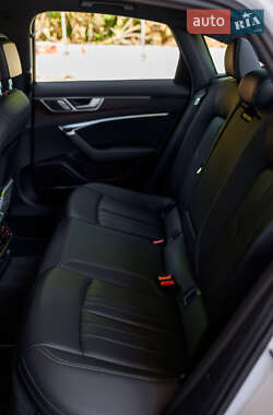 Седан Audi A6 2020 в 
