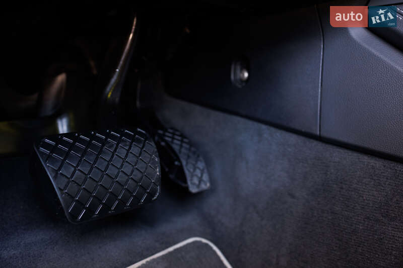 Седан Audi A6 2020 в Харькове