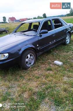 Седан Audi A6 1995 в 