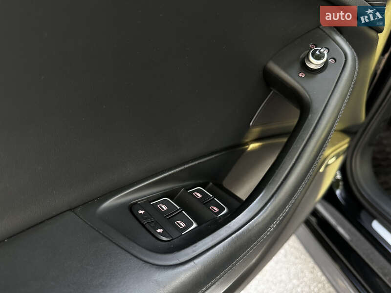 Седан Audi A6 2014 в Вишневом