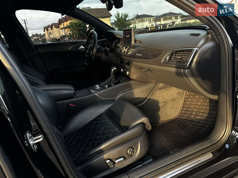 Седан Audi A6 2014 в Вишневом
